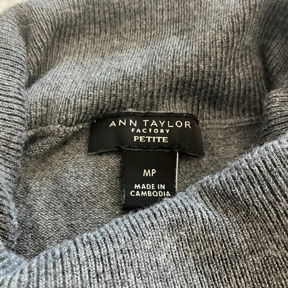 Ann Taylor Charcoal Turtleneck Sweater - Picture 2 of 4